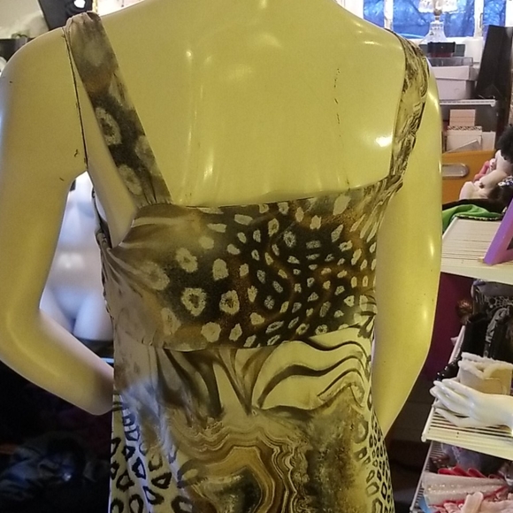 Dress - Picture 3 of 5